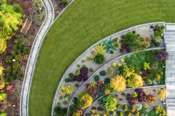 large-moden-residential-backyard-garden-aerial-vie-2026-03-23-23-46-29-utc[1]